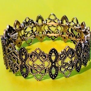 Silver Fashion Bracelet ✨️